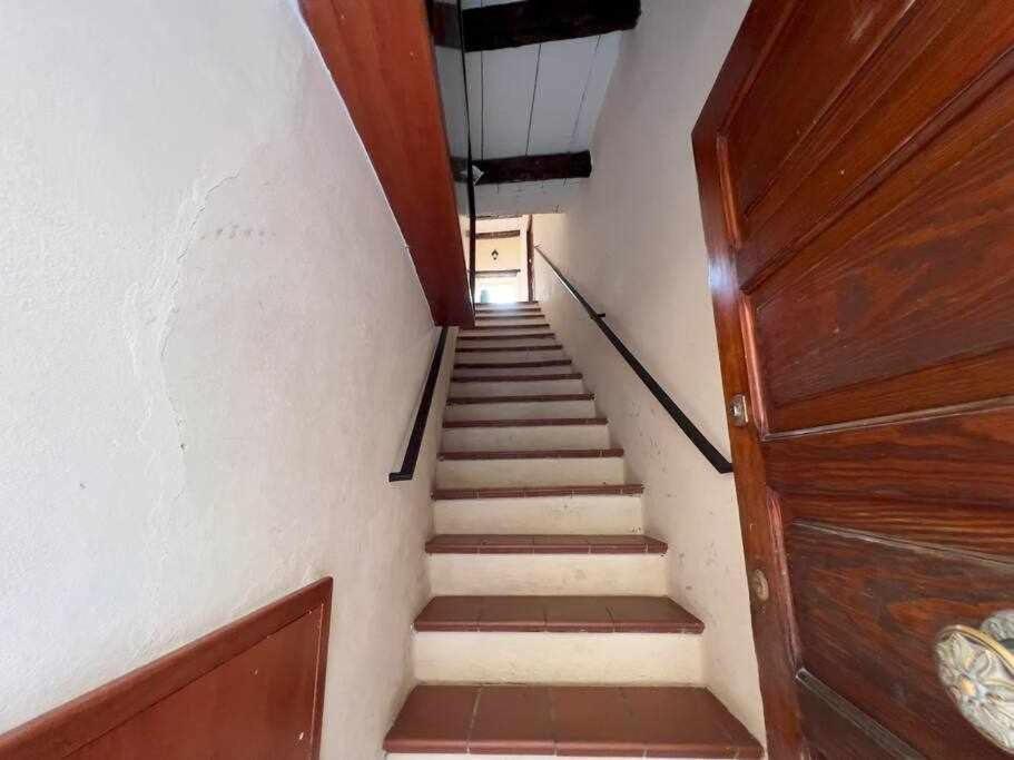 Suite Minerva 10 Steps From Piazza Civica Alghero Exterior photo